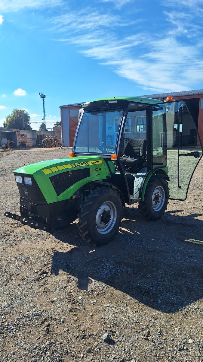 zánovní malotraktor VEGA Comfort 26 HTD Stage V r.v. 2022  2