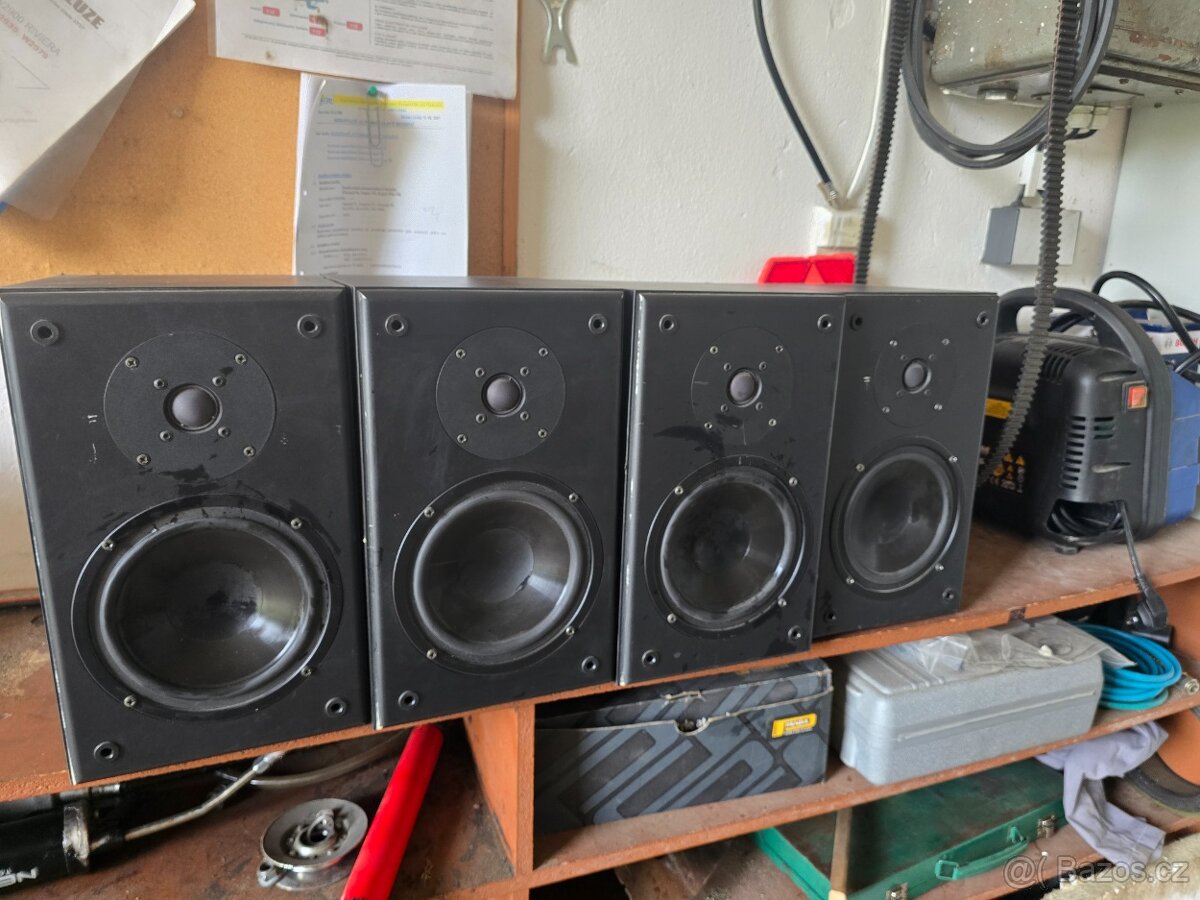 Reproduktory 4x