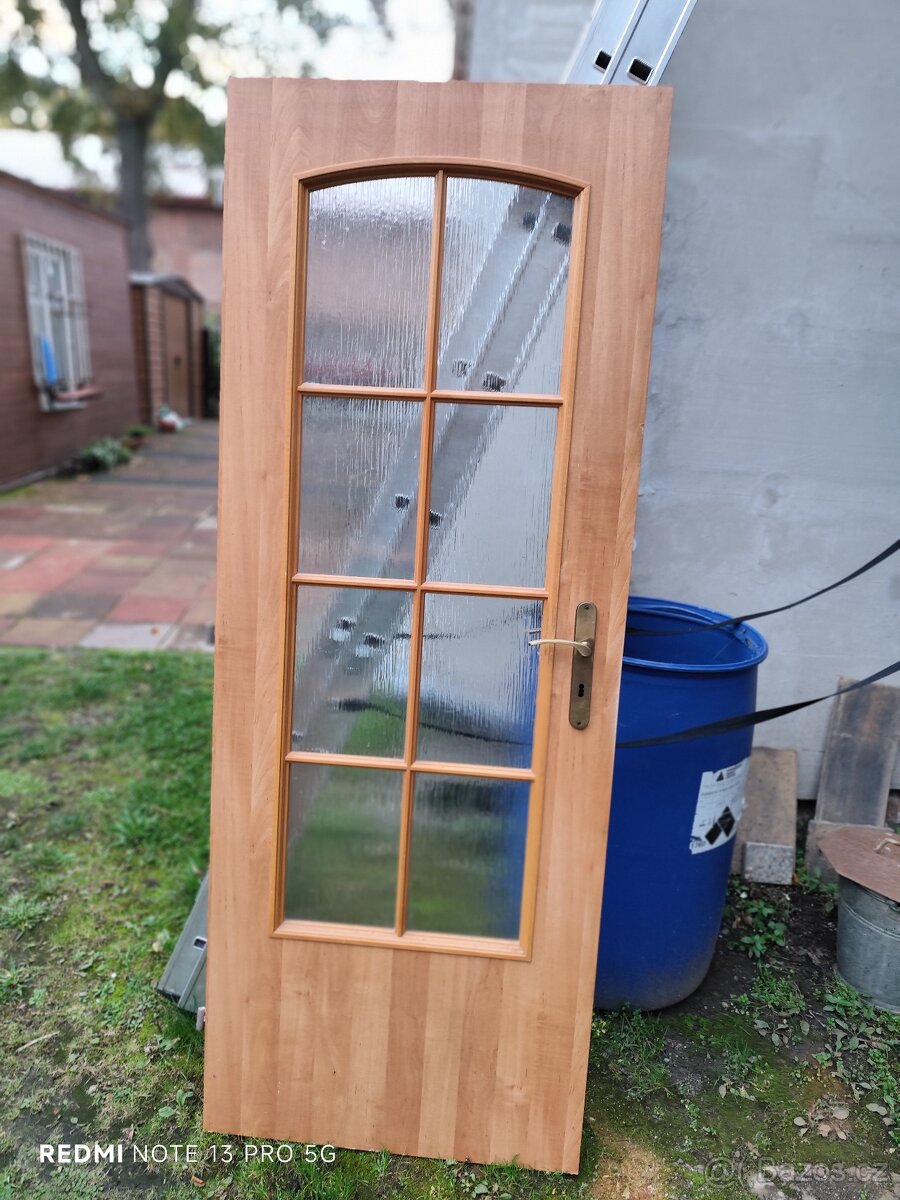 Interiérové levé 70cm