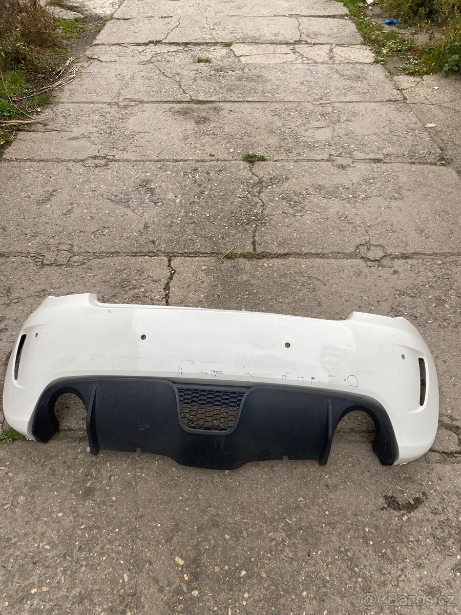 Zadní nárazník FIAT 500 ABARTH