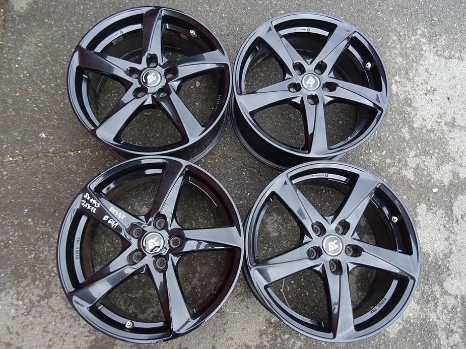 Alu disky černé RC Design,18", 5x114.3, ET 49,5, šíře 7,5J