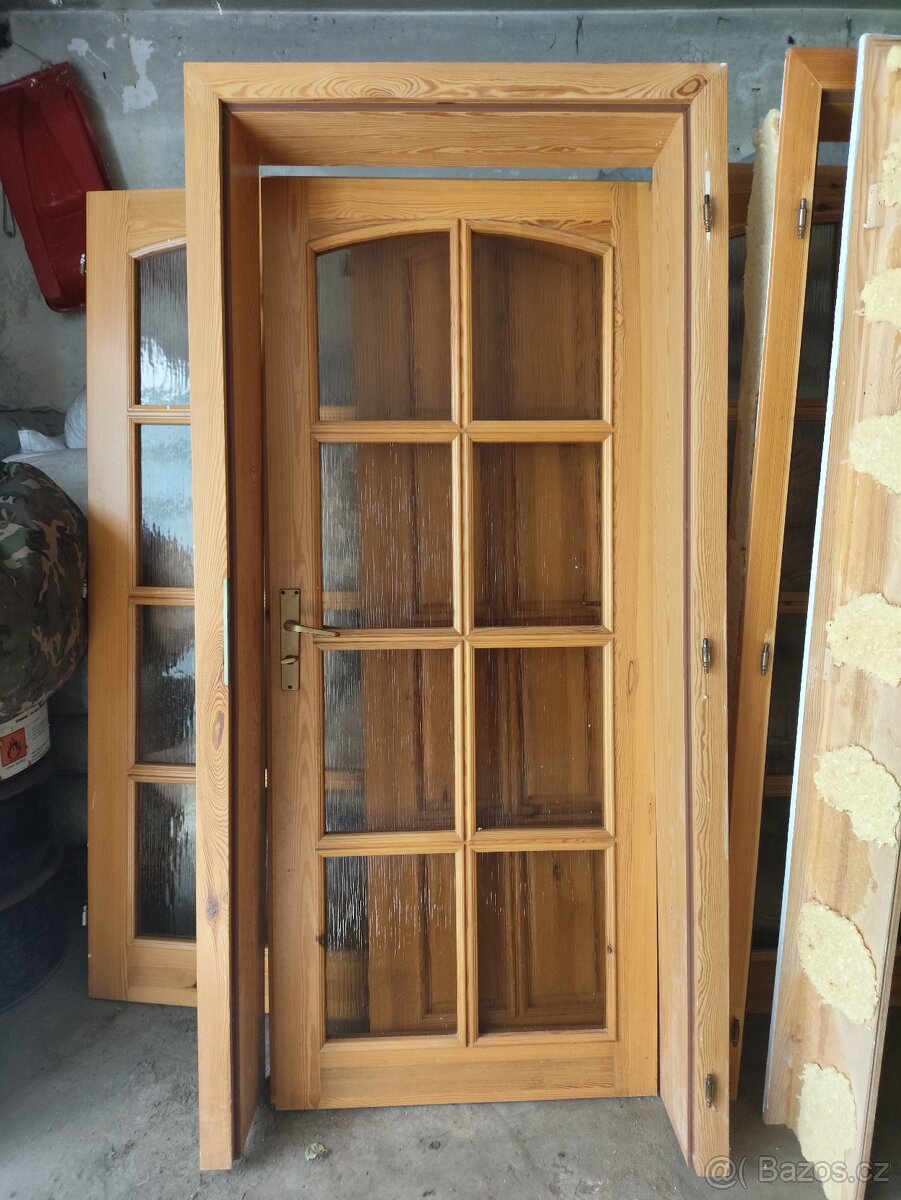 Dveře s ramy