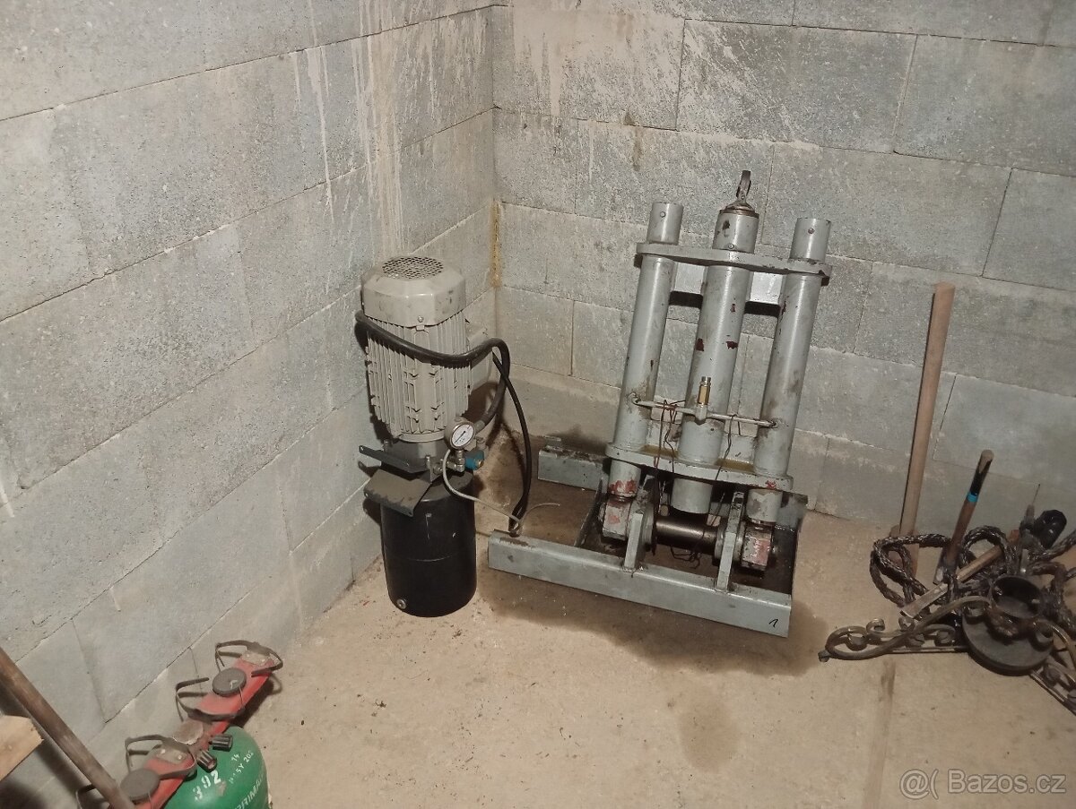 Prodám pístnici s čerpadlem