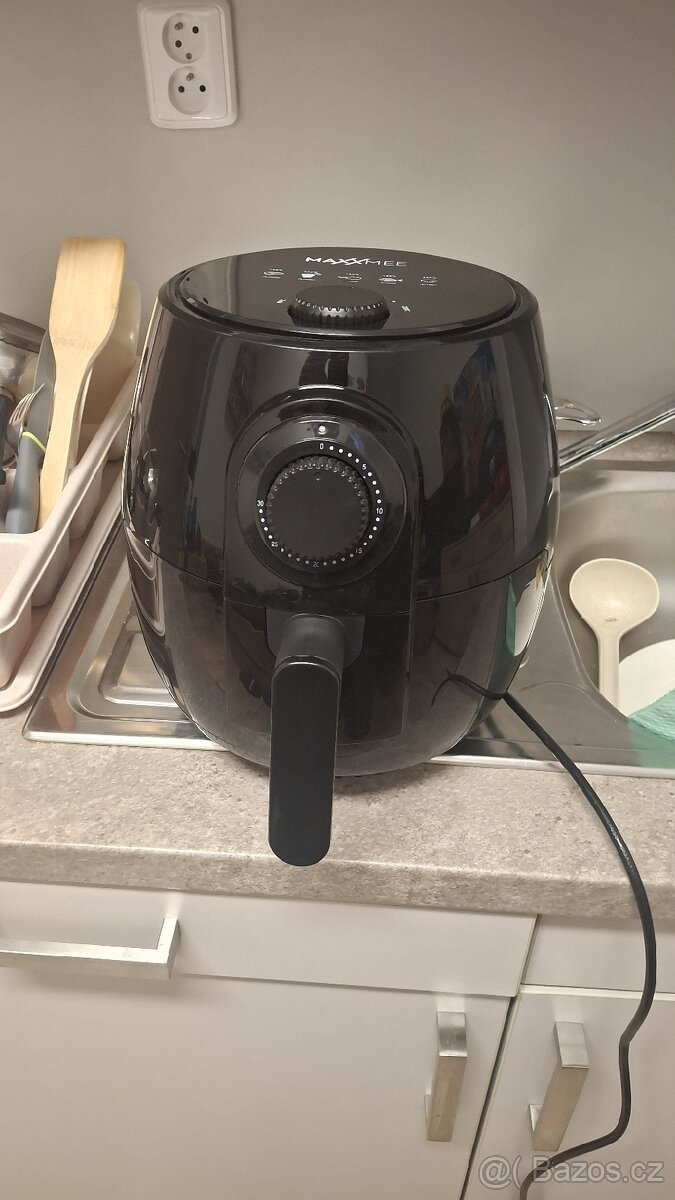 Horkovzdušná fritéza