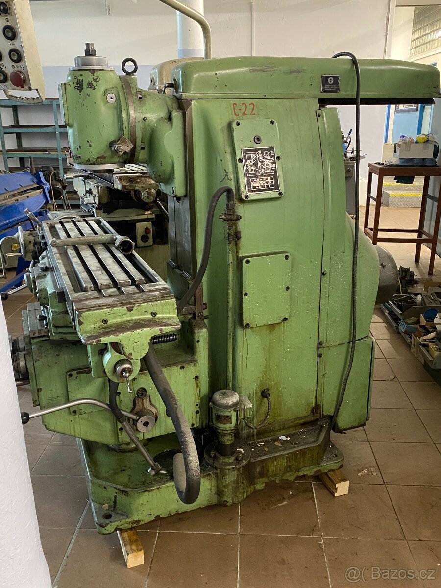 Univerzální konzolová frézka Stanko 6H81