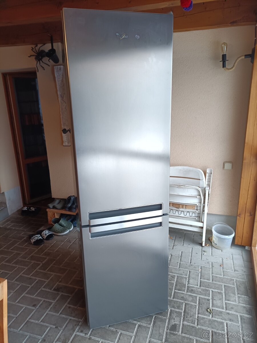 Kombinovaná lednice s mrazákem