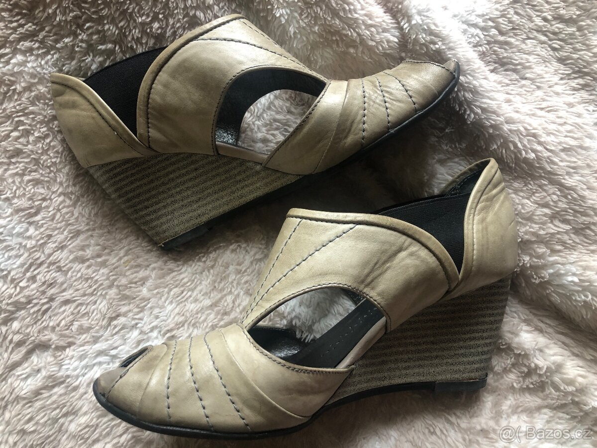 dámská obuv vel . 39 Tamaris