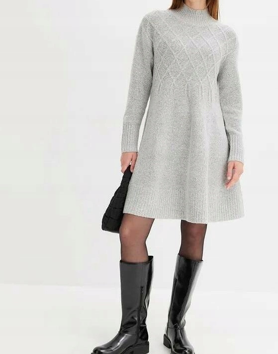 Moc teplé pletené šaty 46/48