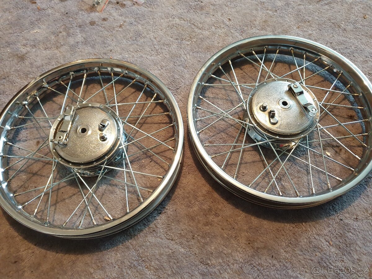 JAWA PIONYR