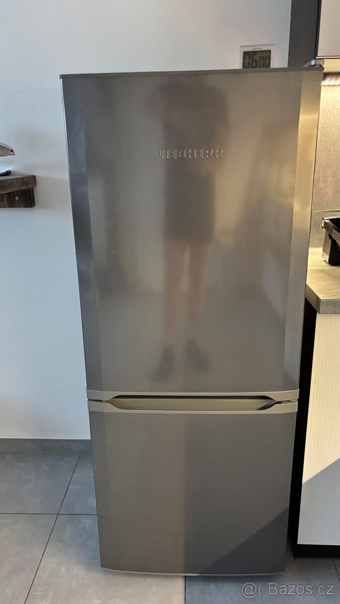 Prodám Lednice LIEBHERR CUel 231 top stav záruka