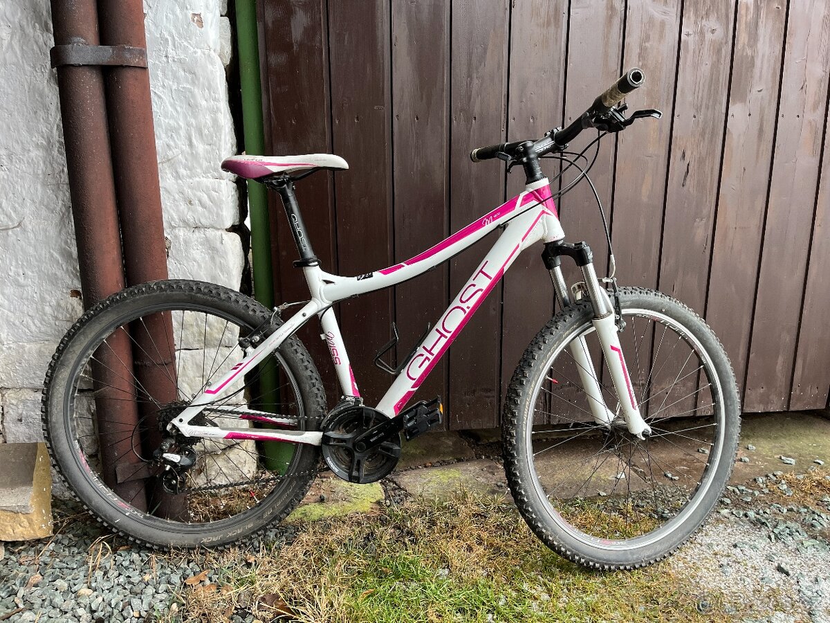 Ghost Miss 1200 vel. M (44 cm)