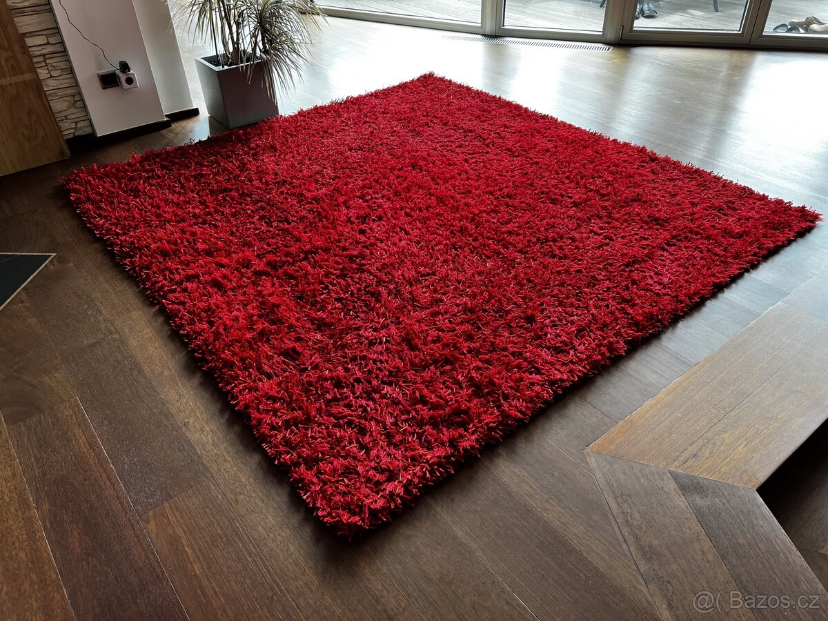 Koberec červený