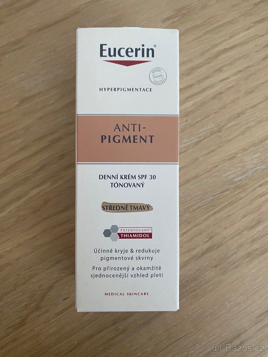 Eucerin - SPF 30 středně tónovaný