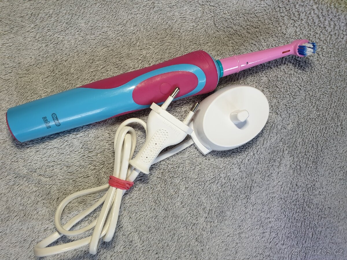 Braun Oral B sv. modrá/růžová