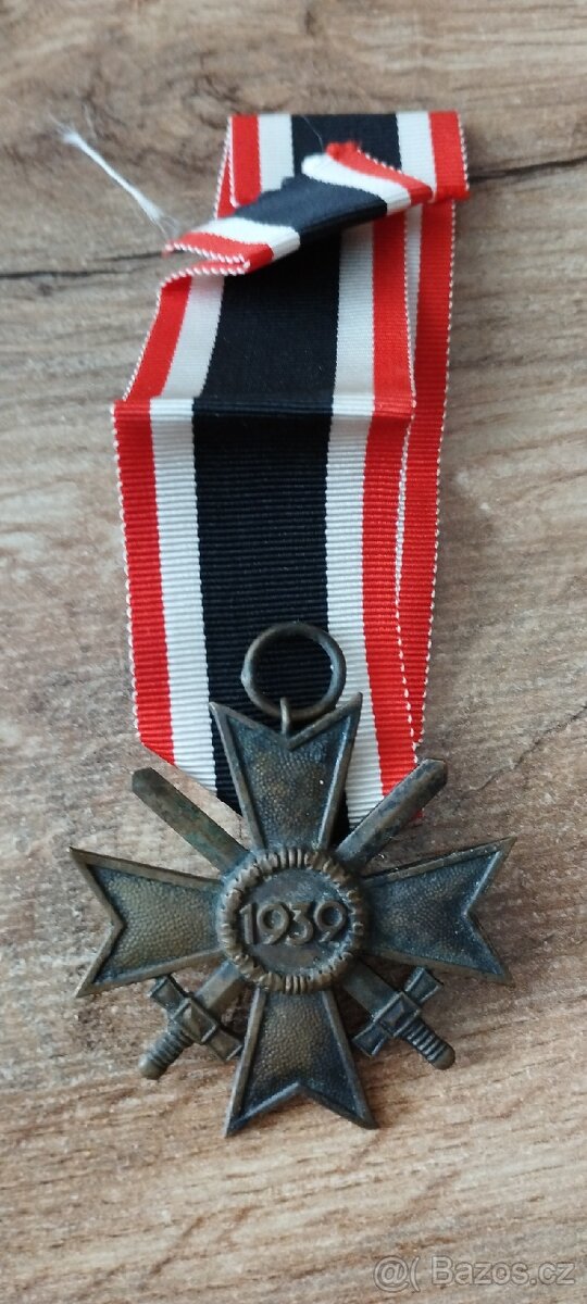 WW2 NĚMECKÝ ZÁSLUŽNÝ VÁLEČNÝ KŘÍŽ