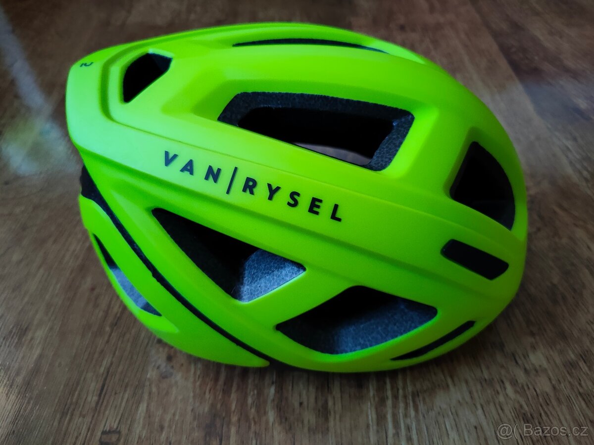 Prodám cyklistickou helmu Van Rysel Roadr 500