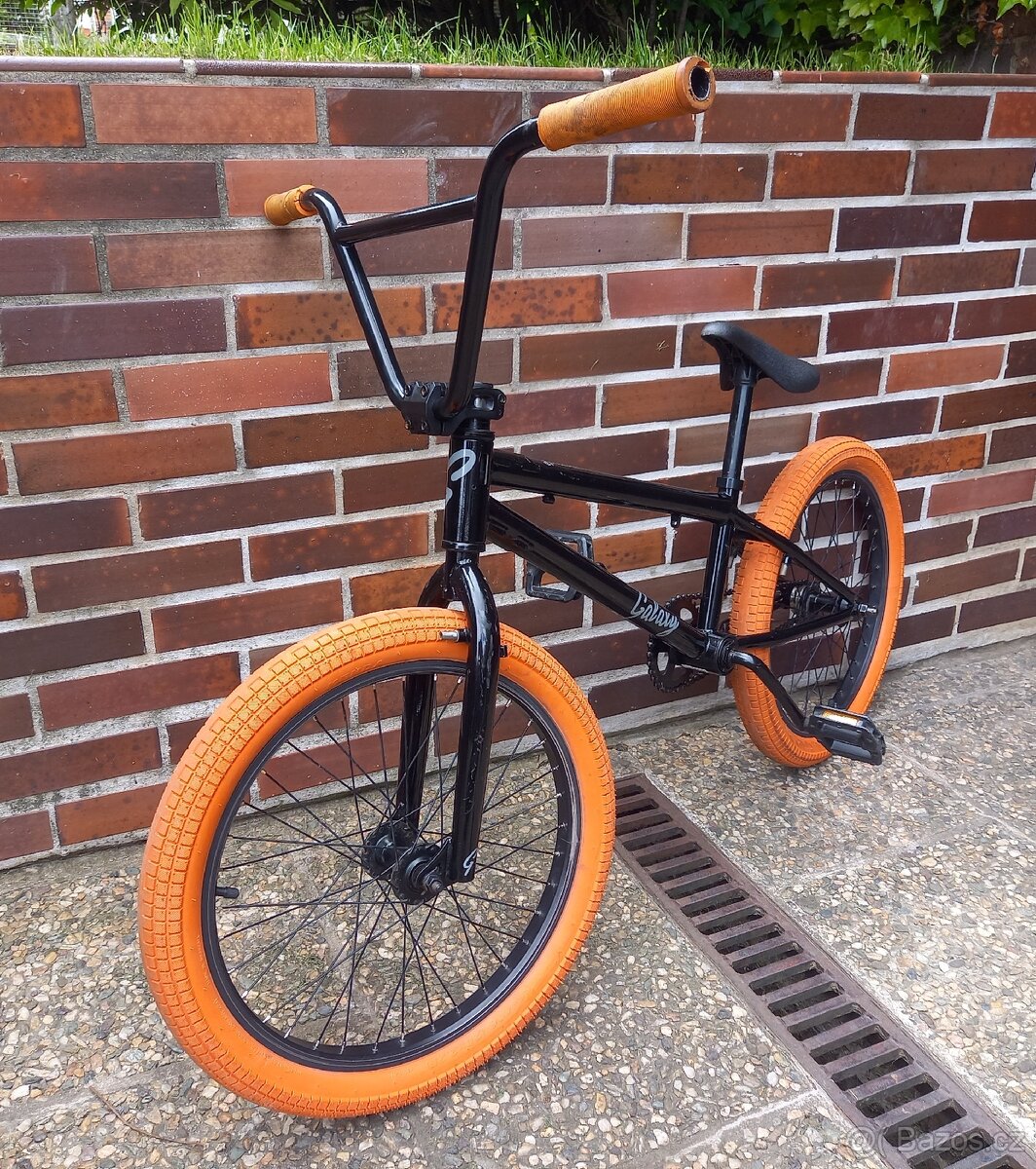 Kolo BMX Galaxy Pyxis