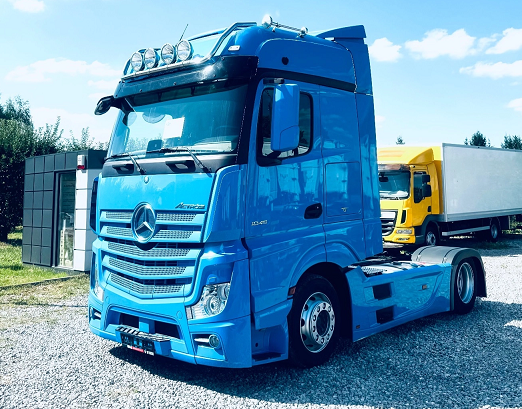 Mercedes-Benz Actros 1845 - tahač návěsů Lowdeck