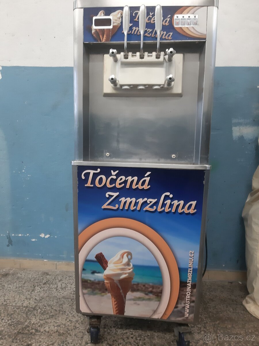 Zmrzlinový stroj na točenou zmrzlinu