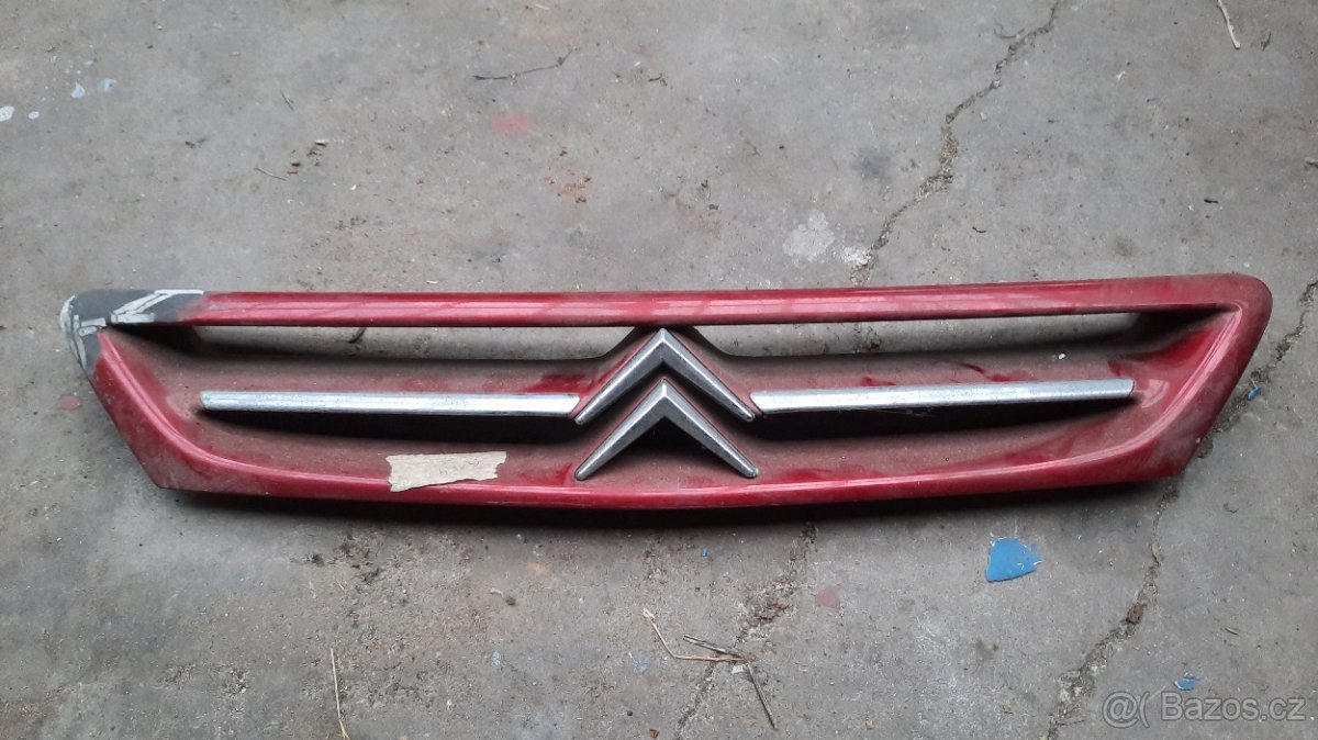 Citroen Xsara I starší maska