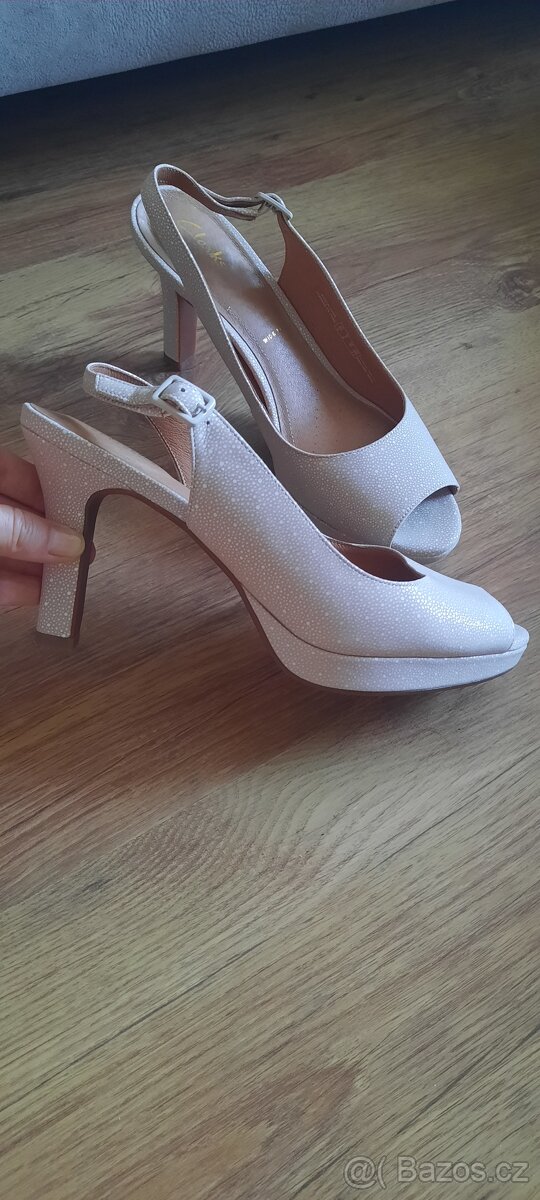 Clarks, vel. 40