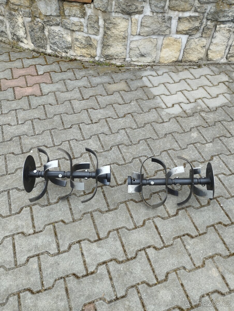 Rotavátor r na MF