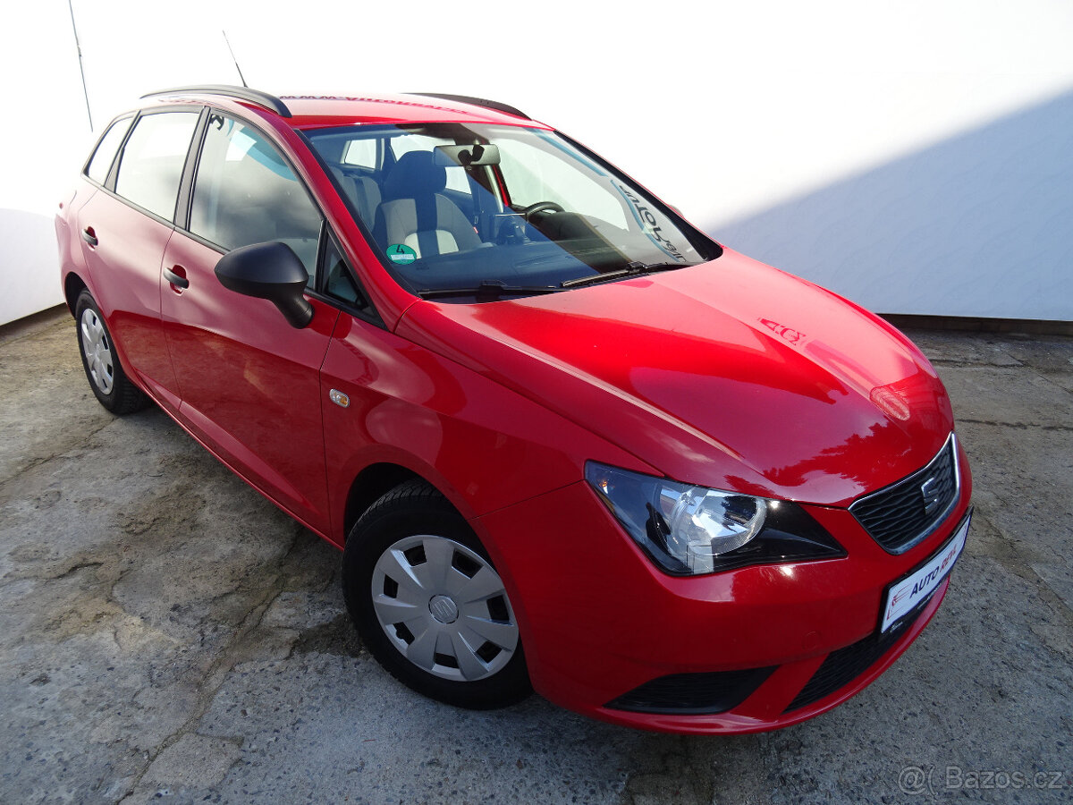 Seat Ibiza 1.2i,1maj,s.kniha,tažne,velmi pěkný stav.