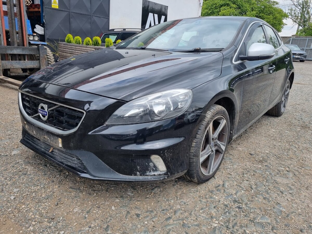 Volvo V40 R-Design 2,0 D4 140kw- Náhradní díly