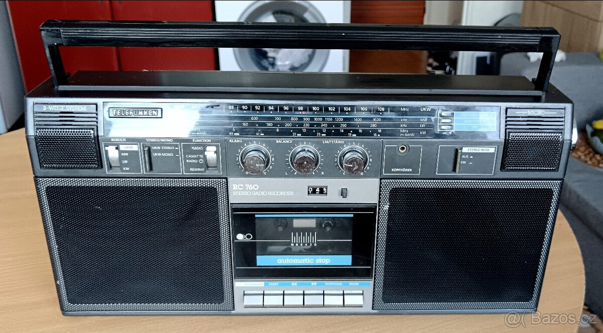 RADIOMAGNETOFON TELEFUNKEN RC 760