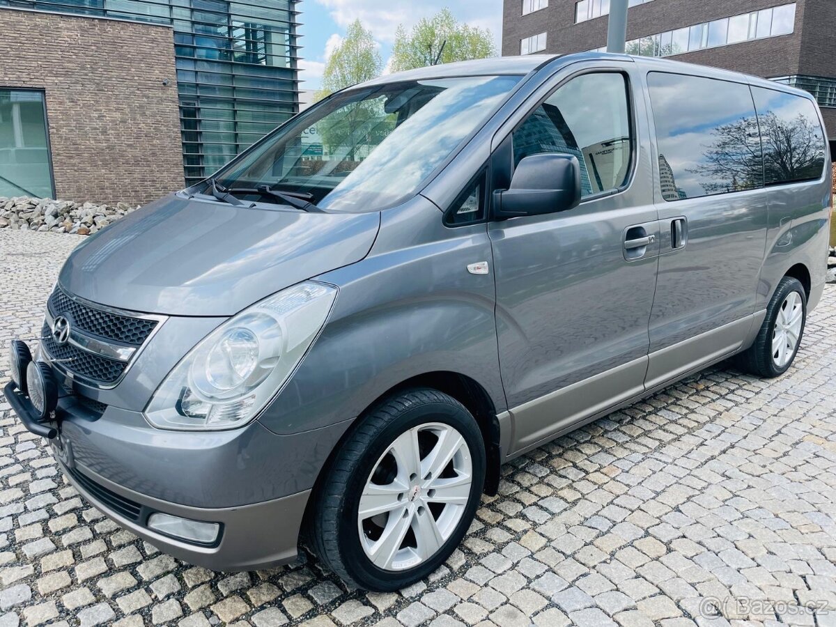 Hyundai H1 2.5 CRDi 125KW MANUÁL SERVISKA TAŽNÉ ZAŘÍZ 2300KG