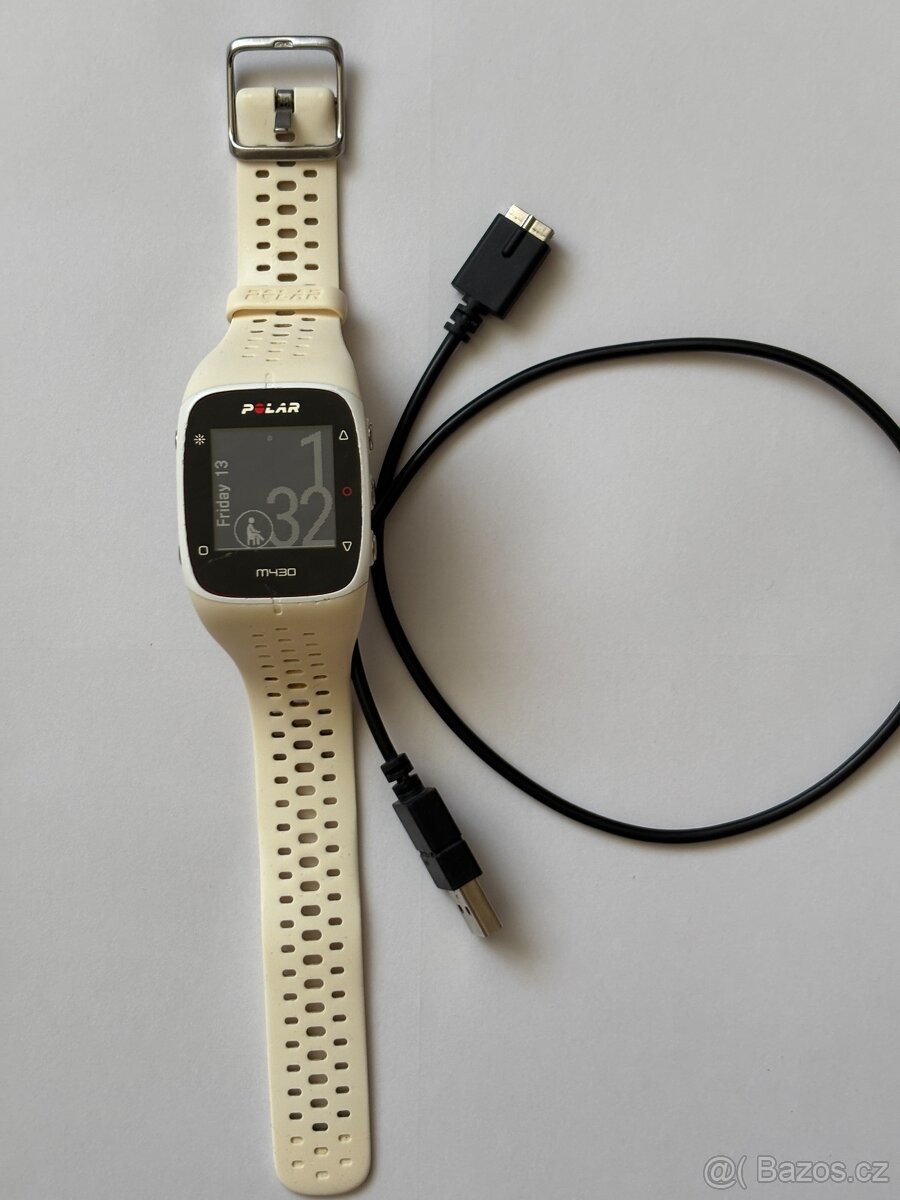 Sportovní hodinky POLAR M430