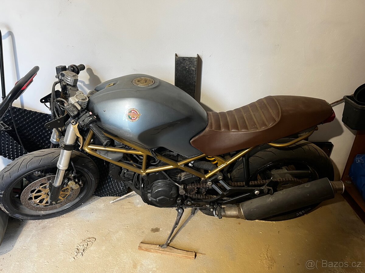 Ducati monster 600