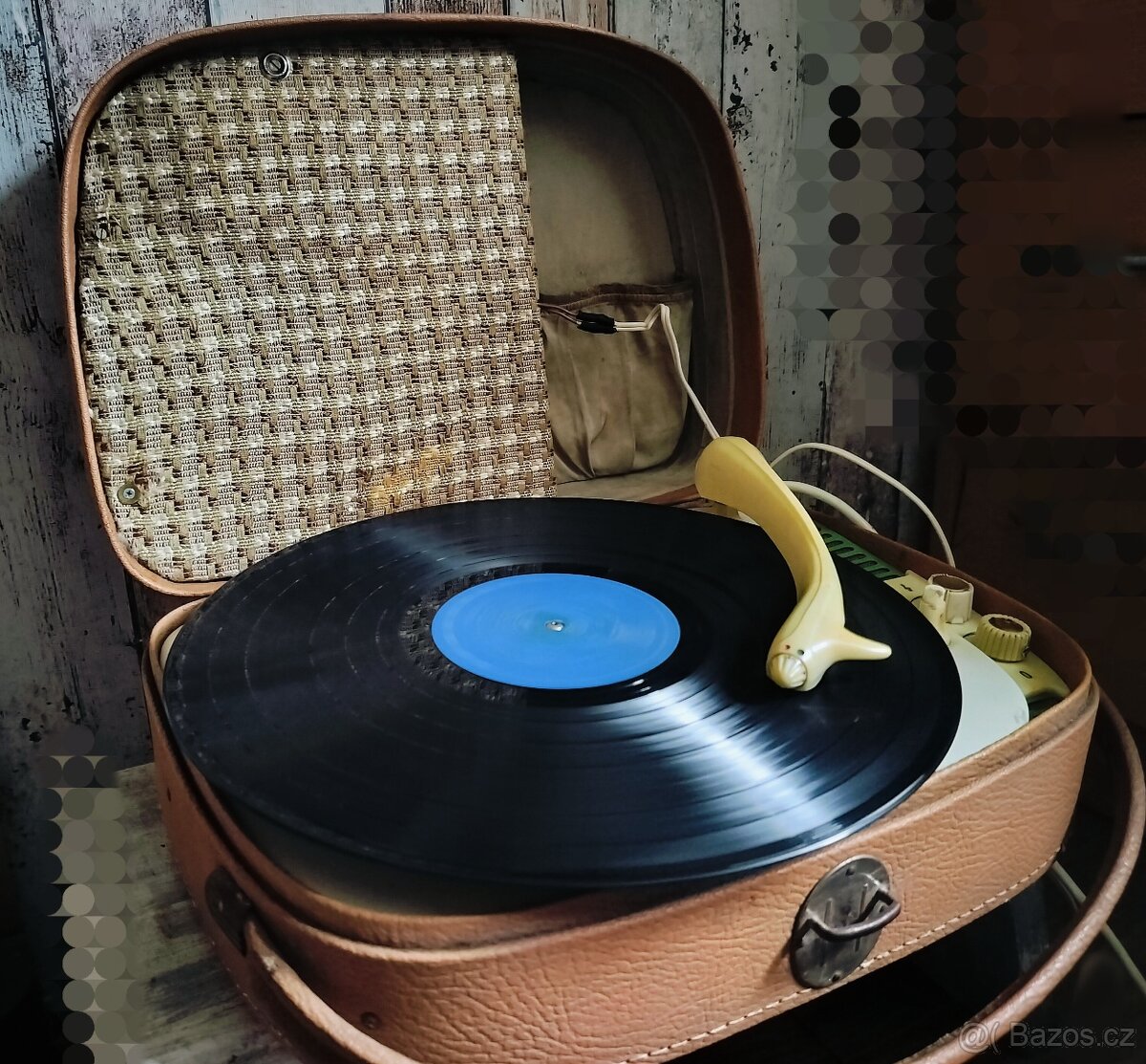 Kufříkový gramofon Supraphon -GE080-