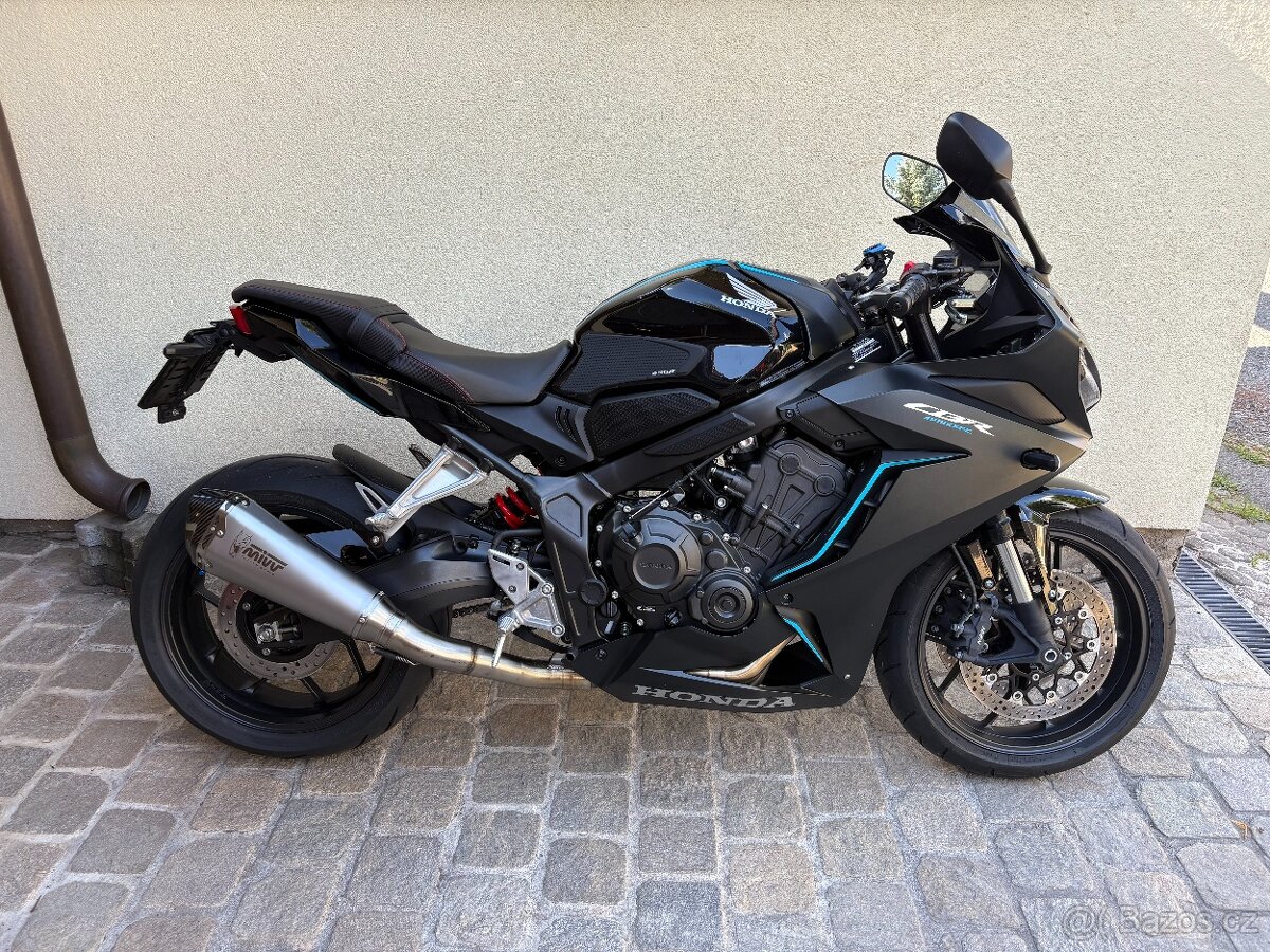 Honda CBR650R 2023