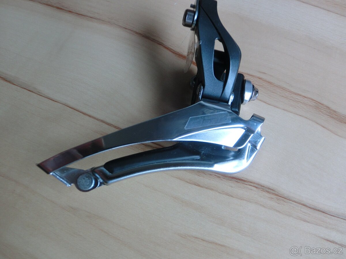 Přesmykač Shimano Claris FD-R2000