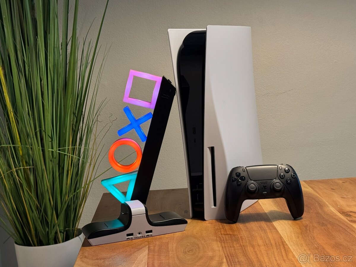 Playstation 5 s mechanikou, velmi pěkný stav a po údržbě