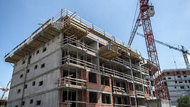 Elektrikáře do Brna, práce na rok, týdenní výplaty