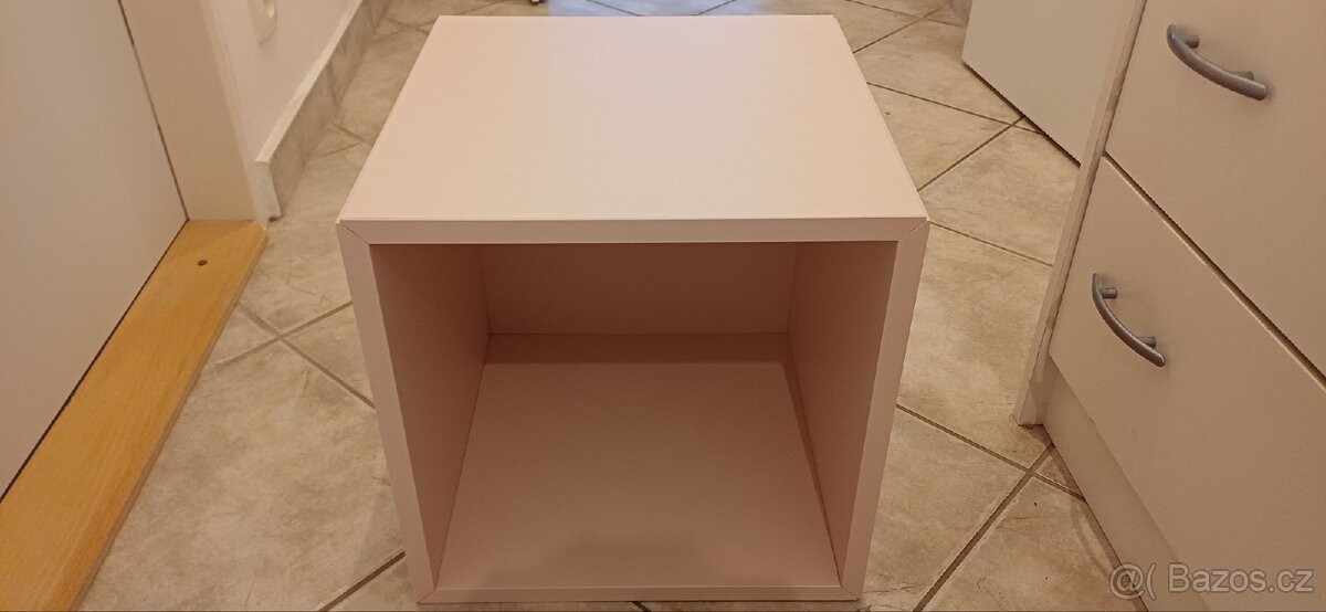 Skříňka IKEA Eket - růžová