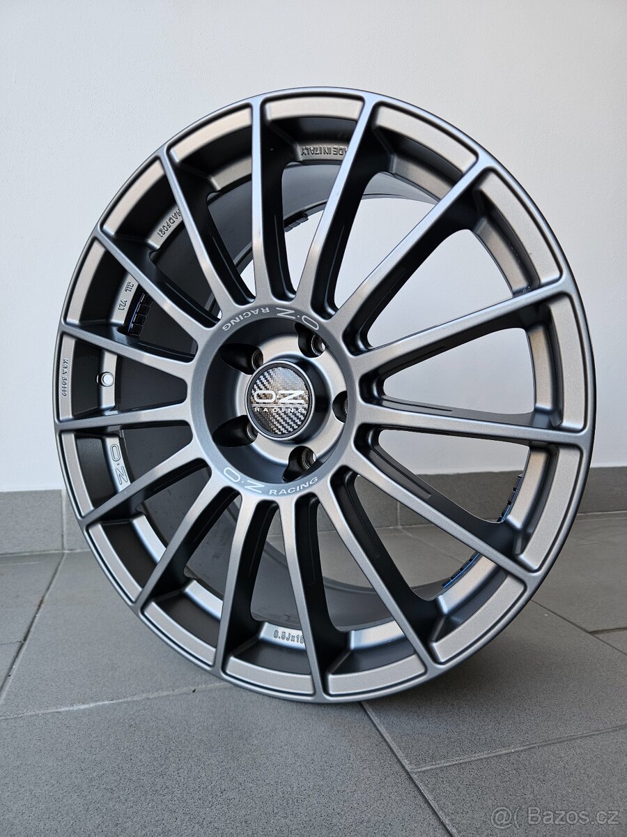 Orig. OZ Superturismo LM 5x120 / 19" - Top