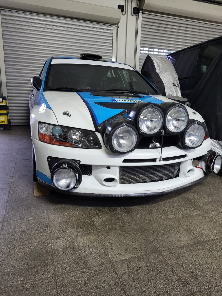 Mitsubishi Lancer EVO IX