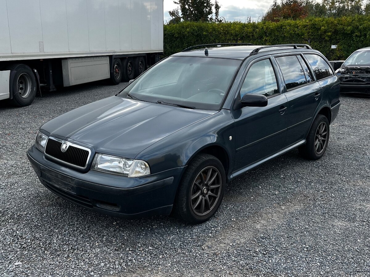 Škoda Octavia 1 NÁHRADNÍ DÍLY