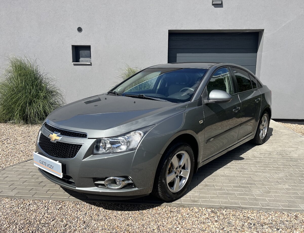 Chevrolet Cruze 1.8 + LPG 104KW, Nové ROZVODY, Park. KAMERA
