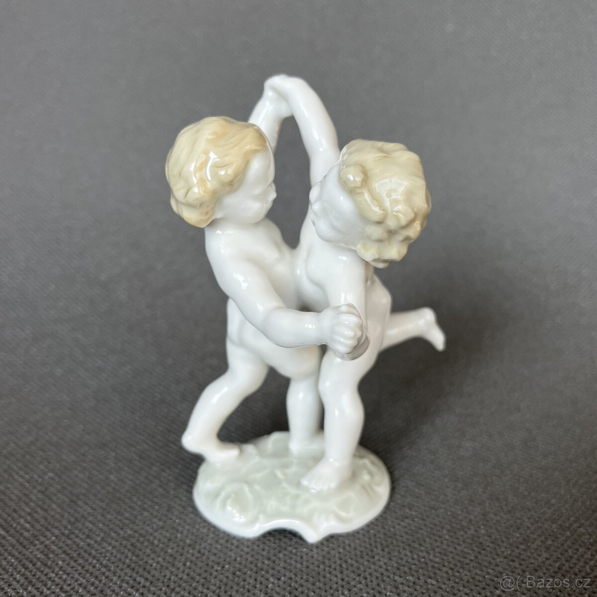 Hutschenreuther Sběratelská soška Putti 12 cm