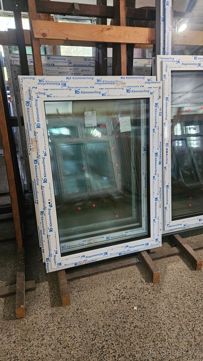 OKNO PVC 990x1360 TROJSKLO - NOVÉ - 4 KS