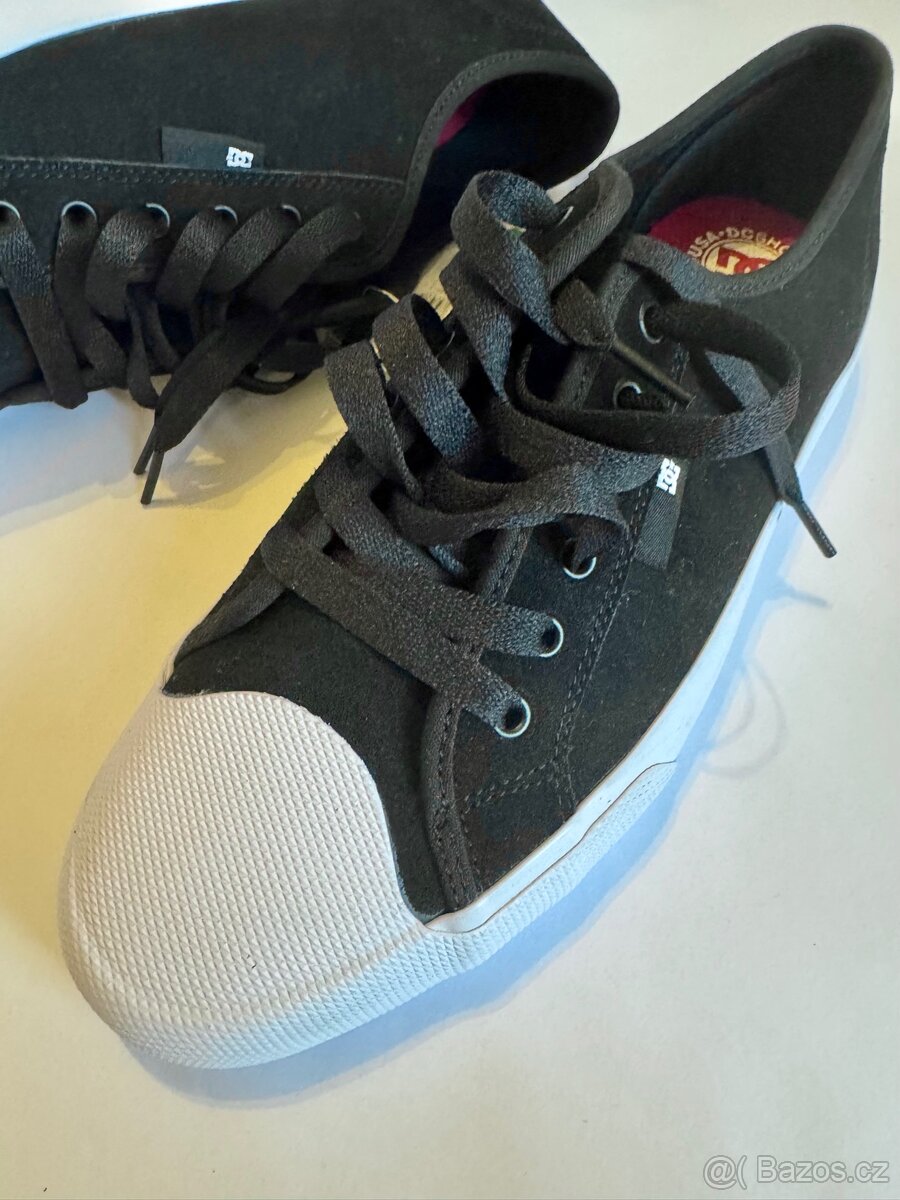 DC nízké pánské boty