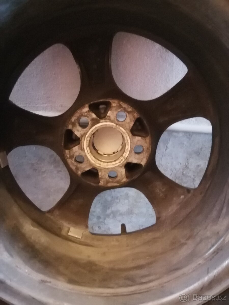 Alu kola s pneu 195/65 R 15 T