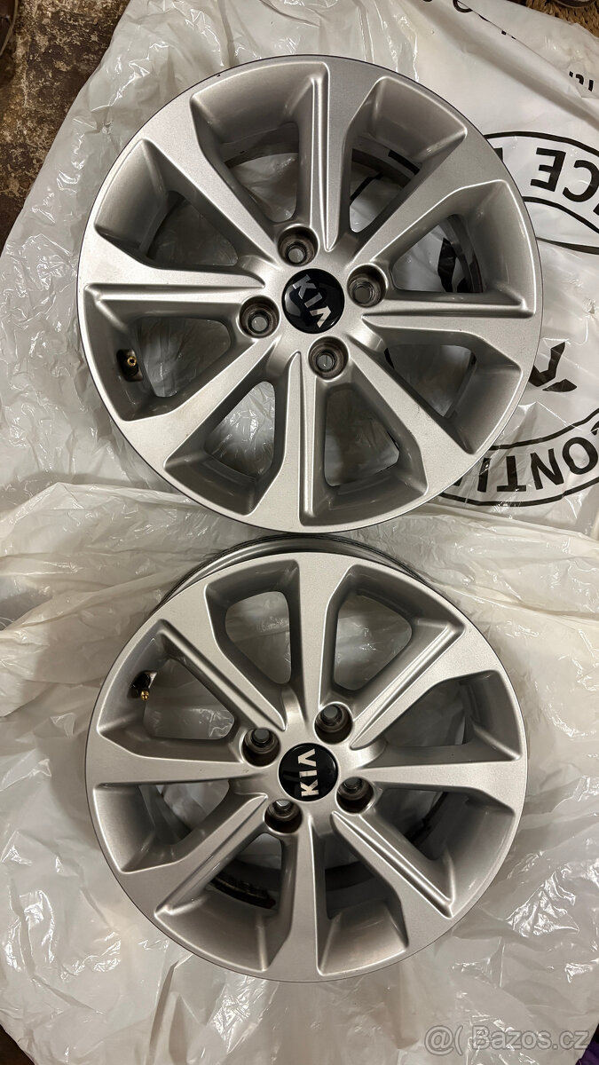 Kia Stonic Slitinové disky 15", typ B.