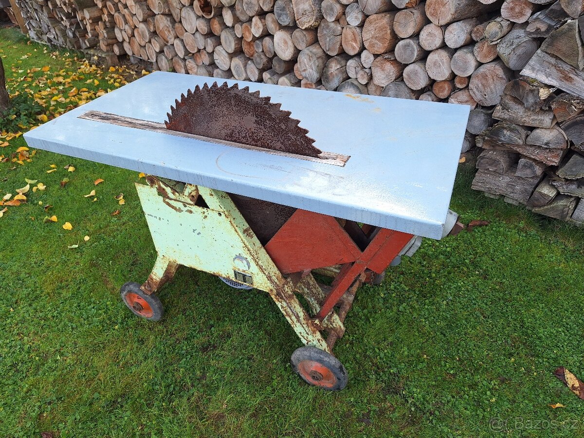 Cirkularka Narex HVP 77, tovární výroba