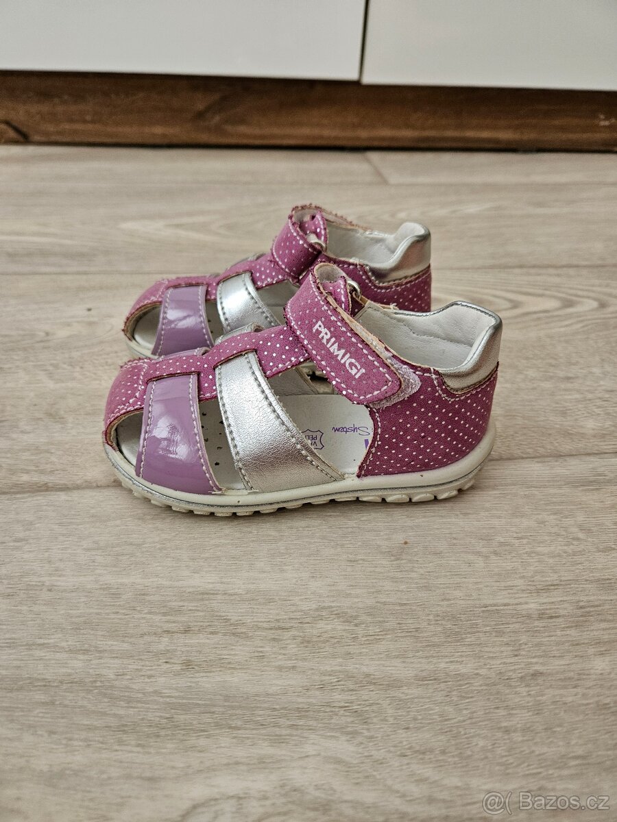 Dětské sandálky Primigi, vel. 22