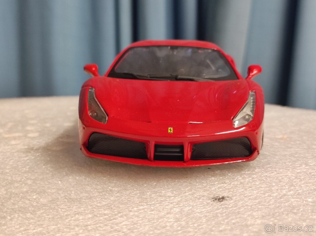 Ferrari 1:24